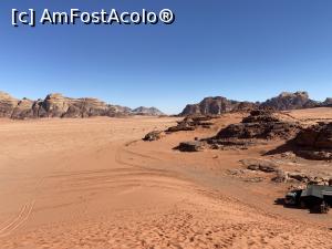 [P01] desertul din rezervatia wadi-rum vazut de pe o duna de nisip » foto by sakalum
 - 
<span class="allrVoted glyphicon glyphicon-heart hidden" id="av1278163"></span>
<a class="m-l-10 hidden" id="sv1278163" onclick="voting_Foto_DelVot(,1278163,3434)" role="button">șterge vot <span class="glyphicon glyphicon-remove"></span></a>
<a id="v91278163" class=" c-red"  onclick="voting_Foto_SetVot(1278163)" role="button"><span class="glyphicon glyphicon-heart-empty"></span> <b>LIKE</b> = Votează poza</a> <img class="hidden"  id="f1278163W9" src="/imagini/loader.gif" border="0" /><span class="AjErrMes hidden" id="e1278163ErM"></span>