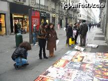 [P22] Torino - Expozitie cu vânzare pe strada pietonala » foto by popescu.borsa*
 - 
<span class="allrVoted glyphicon glyphicon-heart hidden" id="av181998"></span>
<a class="m-l-10 hidden" id="sv181998" onclick="voting_Foto_DelVot(,181998,3466)" role="button">șterge vot <span class="glyphicon glyphicon-remove"></span></a>
<a id="v9181998" class=" c-red"  onclick="voting_Foto_SetVot(181998)" role="button"><span class="glyphicon glyphicon-heart-empty"></span> <b>LIKE</b> = Votează poza</a> <img class="hidden"  id="f181998W9" src="/imagini/loader.gif" border="0" /><span class="AjErrMes hidden" id="e181998ErM"></span>