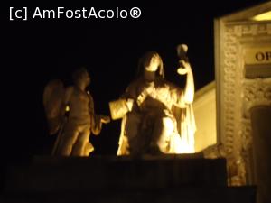 [P08] statuia cu graalul » foto by buterfly*
 - 
<span class="allrVoted glyphicon glyphicon-heart hidden" id="av1162856"></span>
<a class="m-l-10 hidden" id="sv1162856" onclick="voting_Foto_DelVot(,1162856,3466)" role="button">șterge vot <span class="glyphicon glyphicon-remove"></span></a>
<a id="v91162856" class=" c-red"  onclick="voting_Foto_SetVot(1162856)" role="button"><span class="glyphicon glyphicon-heart-empty"></span> <b>LIKE</b> = Votează poza</a> <img class="hidden"  id="f1162856W9" src="/imagini/loader.gif" border="0" /><span class="AjErrMes hidden" id="e1162856ErM"></span>