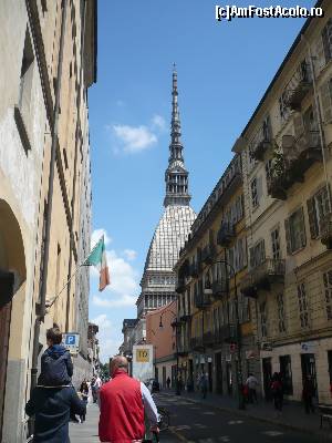 [P07] Strada catre Mole Antonelliana » foto by alora
 - 
<span class="allrVoted glyphicon glyphicon-heart hidden" id="av542157"></span>
<a class="m-l-10 hidden" id="sv542157" onclick="voting_Foto_DelVot(,542157,3466)" role="button">șterge vot <span class="glyphicon glyphicon-remove"></span></a>
<a id="v9542157" class=" c-red"  onclick="voting_Foto_SetVot(542157)" role="button"><span class="glyphicon glyphicon-heart-empty"></span> <b>LIKE</b> = Votează poza</a> <img class="hidden"  id="f542157W9" src="/imagini/loader.gif" border="0" /><span class="AjErrMes hidden" id="e542157ErM"></span>