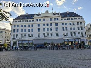 [P83] Copenhaga, Noua Piață a Regelui, Hotel d'Angleterre » foto by mprofeanu
 - 
<span class="allrVoted glyphicon glyphicon-heart hidden" id="av1506296"></span>
<a class="m-l-10 hidden" id="sv1506296" onclick="voting_Foto_DelVot(,1506296,3497)" role="button">șterge vot <span class="glyphicon glyphicon-remove"></span></a>
<a id="v91506296" class=" c-red"  onclick="voting_Foto_SetVot(1506296)" role="button"><span class="glyphicon glyphicon-heart-empty"></span> <b>LIKE</b> = Votează poza</a> <img class="hidden"  id="f1506296W9" src="/imagini/loader.gif" border="0" /><span class="AjErrMes hidden" id="e1506296ErM"></span>