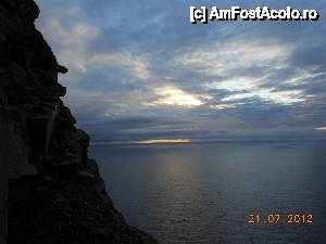 [P39] Nordkapp - Oceanul Arctic şi cerul de la miezul nopţii.  » foto by iulianic
 - 
<span class="allrVoted glyphicon glyphicon-heart hidden" id="av456149"></span>
<a class="m-l-10 hidden" id="sv456149" onclick="voting_Foto_DelVot(,456149,3499)" role="button">șterge vot <span class="glyphicon glyphicon-remove"></span></a>
<a id="v9456149" class=" c-red"  onclick="voting_Foto_SetVot(456149)" role="button"><span class="glyphicon glyphicon-heart-empty"></span> <b>LIKE</b> = Votează poza</a> <img class="hidden"  id="f456149W9" src="/imagini/loader.gif" border="0" /><span class="AjErrMes hidden" id="e456149ErM"></span>