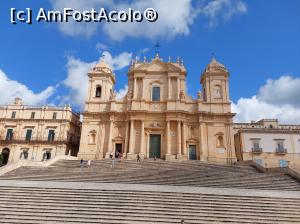 P16 [OCT-2022] Noto, Piazza del Duomo, Catedrala di San Nicolo.