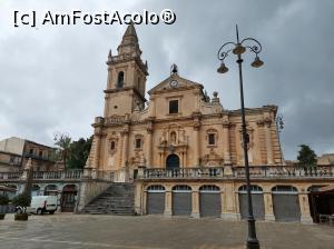 [P27] Ragusa, Piazza del Duomo, Catedrala di San Giovanni Battista. » foto by maryka
 - 
<span class="allrVoted glyphicon glyphicon-heart hidden" id="av1334094"></span>
<a class="m-l-10 hidden" id="sv1334094" onclick="voting_Foto_DelVot(,1334094,3509)" role="button">șterge vot <span class="glyphicon glyphicon-remove"></span></a>
<a id="v91334094" class=" c-red"  onclick="voting_Foto_SetVot(1334094)" role="button"><span class="glyphicon glyphicon-heart-empty"></span> <b>LIKE</b> = Votează poza</a> <img class="hidden"  id="f1334094W9" src="/imagini/loader.gif" border="0" /><span class="AjErrMes hidden" id="e1334094ErM"></span>