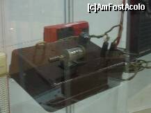 [P05] Târgul de carte Gaudeamus 2010 - expoziţia Pagini din istoria radioului; aşa arăta bunicul radioului de azi - vestitul radio cu galenă! » foto by Dragoș_MD
 - 
<span class="allrVoted glyphicon glyphicon-heart hidden" id="av165110"></span>
<a class="m-l-10 hidden" id="sv165110" onclick="voting_Foto_DelVot(,165110,3511)" role="button">șterge vot <span class="glyphicon glyphicon-remove"></span></a>
<a id="v9165110" class=" c-red"  onclick="voting_Foto_SetVot(165110)" role="button"><span class="glyphicon glyphicon-heart-empty"></span> <b>LIKE</b> = Votează poza</a> <img class="hidden"  id="f165110W9" src="/imagini/loader.gif" border="0" /><span class="AjErrMes hidden" id="e165110ErM"></span>