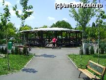 [P15] stand in interiorul foisorului ai impresia ca,ploua mereu » foto by chelie_d
 - 
<span class="allrVoted glyphicon glyphicon-heart hidden" id="av91003"></span>
<a class="m-l-10 hidden" id="sv91003" onclick="voting_Foto_DelVot(,91003,3511)" role="button">șterge vot <span class="glyphicon glyphicon-remove"></span></a>
<a id="v991003" class=" c-red"  onclick="voting_Foto_SetVot(91003)" role="button"><span class="glyphicon glyphicon-heart-empty"></span> <b>LIKE</b> = Votează poza</a> <img class="hidden"  id="f91003W9" src="/imagini/loader.gif" border="0" /><span class="AjErrMes hidden" id="e91003ErM"></span>