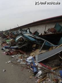 [P16] Complexul comercial Europa - mare saracie... si mizerie » foto by Maria Smeu
 - 
<span class="allrVoted glyphicon glyphicon-heart hidden" id="av73417"></span>
<a class="m-l-10 hidden" id="sv73417" onclick="voting_Foto_DelVot(,73417,3511)" role="button">șterge vot <span class="glyphicon glyphicon-remove"></span></a>
<a id="v973417" class=" c-red"  onclick="voting_Foto_SetVot(73417)" role="button"><span class="glyphicon glyphicon-heart-empty"></span> <b>LIKE</b> = Votează poza</a> <img class="hidden"  id="f73417W9" src="/imagini/loader.gif" border="0" /><span class="AjErrMes hidden" id="e73417ErM"></span>