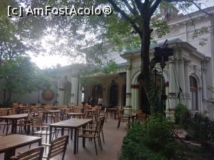 [P04] Pe terasă, Palatul Bragadiru » foto by Mioritik
 - 
<span class="allrVoted glyphicon glyphicon-heart hidden" id="av1365087"></span>
<a class="m-l-10 hidden" id="sv1365087" onclick="voting_Foto_DelVot(,1365087,3511)" role="button">șterge vot <span class="glyphicon glyphicon-remove"></span></a>
<a id="v91365087" class=" c-red"  onclick="voting_Foto_SetVot(1365087)" role="button"><span class="glyphicon glyphicon-heart-empty"></span> <b>LIKE</b> = Votează poza</a> <img class="hidden"  id="f1365087W9" src="/imagini/loader.gif" border="0" /><span class="AjErrMes hidden" id="e1365087ErM"></span>