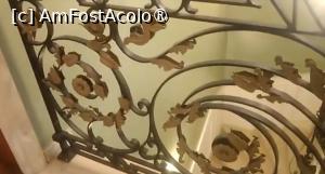 [P09] Palatul Noblesse, strada Sfinților, București » foto by Mioritik
 - 
<span class="allrVoted glyphicon glyphicon-heart hidden" id="av1396706"></span>
<a class="m-l-10 hidden" id="sv1396706" onclick="voting_Foto_DelVot(,1396706,3511)" role="button">șterge vot <span class="glyphicon glyphicon-remove"></span></a>
<a id="v91396706" class=" c-red"  onclick="voting_Foto_SetVot(1396706)" role="button"><span class="glyphicon glyphicon-heart-empty"></span> <b>LIKE</b> = Votează poza</a> <img class="hidden"  id="f1396706W9" src="/imagini/loader.gif" border="0" /><span class="AjErrMes hidden" id="e1396706ErM"></span>