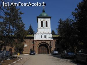 [P38] Mănăstirea Plumbuita - Turnul clopotniță. » foto by iulianic
 - 
<span class="allrVoted glyphicon glyphicon-heart hidden" id="av1215852"></span>
<a class="m-l-10 hidden" id="sv1215852" onclick="voting_Foto_DelVot(,1215852,3511)" role="button">șterge vot <span class="glyphicon glyphicon-remove"></span></a>
<a id="v91215852" class=" c-red"  onclick="voting_Foto_SetVot(1215852)" role="button"><span class="glyphicon glyphicon-heart-empty"></span> <b>LIKE</b> = Votează poza</a> <img class="hidden"  id="f1215852W9" src="/imagini/loader.gif" border="0" /><span class="AjErrMes hidden" id="e1215852ErM"></span>