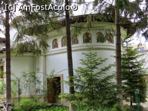 [P46] Schitul D&acirc;rvari - Vedere sud-estică. » foto by iulianic
 - 
<span class="allrVoted glyphicon glyphicon-heart hidden" id="av1215860"></span>
<a class="m-l-10 hidden" id="sv1215860" onclick="voting_Foto_DelVot(,1215860,3511)" role="button">șterge vot <span class="glyphicon glyphicon-remove"></span></a>
<a id="v91215860" class=" c-red"  onclick="voting_Foto_SetVot(1215860)" role="button"><span class="glyphicon glyphicon-heart-empty"></span> <b>LIKE</b> = Votează poza</a> <img class="hidden"  id="f1215860W9" src="/imagini/loader.gif" border="0" /><span class="AjErrMes hidden" id="e1215860ErM"></span>