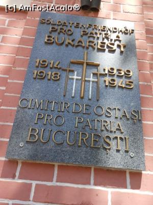 [P06] Cimitirul de onoare Pro Patria - București. La intrare, placa &icirc;n germană și rom&acirc;nă. » foto by iulianic
 - 
<span class="allrVoted glyphicon glyphicon-heart hidden" id="av1225711"></span>
<a class="m-l-10 hidden" id="sv1225711" onclick="voting_Foto_DelVot(,1225711,3511)" role="button">șterge vot <span class="glyphicon glyphicon-remove"></span></a>
<a id="v91225711" class=" c-red"  onclick="voting_Foto_SetVot(1225711)" role="button"><span class="glyphicon glyphicon-heart-empty"></span> <b>LIKE</b> = Votează poza</a> <img class="hidden"  id="f1225711W9" src="/imagini/loader.gif" border="0" /><span class="AjErrMes hidden" id="e1225711ErM"></span>