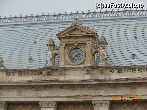 [P03] Bucureşti - Palatul de Justiţie. La nivelul acoperişului, ceasul încadrat de două statui.  » foto by iulianic
 - 
<span class="allrVoted glyphicon glyphicon-heart hidden" id="av612288"></span>
<a class="m-l-10 hidden" id="sv612288" onclick="voting_Foto_DelVot(,612288,3511)" role="button">șterge vot <span class="glyphicon glyphicon-remove"></span></a>
<a id="v9612288" class=" c-red"  onclick="voting_Foto_SetVot(612288)" role="button"><span class="glyphicon glyphicon-heart-empty"></span> <b>LIKE</b> = Votează poza</a> <img class="hidden"  id="f612288W9" src="/imagini/loader.gif" border="0" /><span class="AjErrMes hidden" id="e612288ErM"></span>