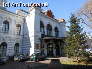 [P08] Clădiri emblematice în capitală - Palatul Șuțu, azi Muzeul Municipiului București.  » foto by iulianic
 - 
<span class="allrVoted glyphicon glyphicon-heart hidden" id="av715070"></span>
<a class="m-l-10 hidden" id="sv715070" onclick="voting_Foto_DelVot(,715070,3511)" role="button">șterge vot <span class="glyphicon glyphicon-remove"></span></a>
<a id="v9715070" class=" c-red"  onclick="voting_Foto_SetVot(715070)" role="button"><span class="glyphicon glyphicon-heart-empty"></span> <b>LIKE</b> = Votează poza</a> <img class="hidden"  id="f715070W9" src="/imagini/loader.gif" border="0" /><span class="AjErrMes hidden" id="e715070ErM"></span>