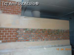 [P21] București - Sediul Uniunii Arhitecţilor din România. Pe acest zid scrie: 'Dacă am brevetat ceva nu este treaba voastră'.  » foto by iulianic
 - 
<span class="allrVoted glyphicon glyphicon-heart hidden" id="av730615"></span>
<a class="m-l-10 hidden" id="sv730615" onclick="voting_Foto_DelVot(,730615,3511)" role="button">șterge vot <span class="glyphicon glyphicon-remove"></span></a>
<a id="v9730615" class=" c-red"  onclick="voting_Foto_SetVot(730615)" role="button"><span class="glyphicon glyphicon-heart-empty"></span> <b>LIKE</b> = Votează poza</a> <img class="hidden"  id="f730615W9" src="/imagini/loader.gif" border="0" /><span class="AjErrMes hidden" id="e730615ErM"></span>