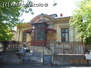 [P44] Pe urmele lui Mircea Eliade - Pe Str. Părintele Stăniloae.  » foto by iulianic
 - 
<span class="allrVoted glyphicon glyphicon-heart hidden" id="av846276"></span>
<a class="m-l-10 hidden" id="sv846276" onclick="voting_Foto_DelVot(,846276,3511)" role="button">șterge vot <span class="glyphicon glyphicon-remove"></span></a>
<a id="v9846276" class=" c-red"  onclick="voting_Foto_SetVot(846276)" role="button"><span class="glyphicon glyphicon-heart-empty"></span> <b>LIKE</b> = Votează poza</a> <img class="hidden"  id="f846276W9" src="/imagini/loader.gif" border="0" /><span class="AjErrMes hidden" id="e846276ErM"></span>