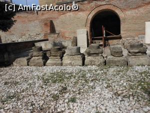 [P03] București - Ruinele ansamblului arhitectonic Curtea Domnească.  » foto by iulianic
 - 
<span class="allrVoted glyphicon glyphicon-heart hidden" id="av1110229"></span>
<a class="m-l-10 hidden" id="sv1110229" onclick="voting_Foto_DelVot(,1110229,3511)" role="button">șterge vot <span class="glyphicon glyphicon-remove"></span></a>
<a id="v91110229" class=" c-red"  onclick="voting_Foto_SetVot(1110229)" role="button"><span class="glyphicon glyphicon-heart-empty"></span> <b>LIKE</b> = Votează poza</a> <img class="hidden"  id="f1110229W9" src="/imagini/loader.gif" border="0" /><span class="AjErrMes hidden" id="e1110229ErM"></span>