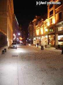 [P13] Strada Ion Ghica, pe lângă Banca Naţională » foto by Dragoș_MD
 - 
<span class="allrVoted glyphicon glyphicon-heart hidden" id="av172488"></span>
<a class="m-l-10 hidden" id="sv172488" onclick="voting_Foto_DelVot(,172488,3511)" role="button">șterge vot <span class="glyphicon glyphicon-remove"></span></a>
<a id="v9172488" class=" c-red"  onclick="voting_Foto_SetVot(172488)" role="button"><span class="glyphicon glyphicon-heart-empty"></span> <b>LIKE</b> = Votează poza</a> <img class="hidden"  id="f172488W9" src="/imagini/loader.gif" border="0" /><span class="AjErrMes hidden" id="e172488ErM"></span>