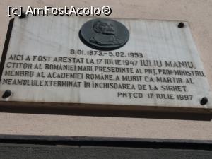 [P12] Placa de pe imobilul martor al arestarii lui Iuliu Maniu. » foto by vulpe mihaela
 - 
<span class="allrVoted glyphicon glyphicon-heart hidden" id="av1013594"></span>
<a class="m-l-10 hidden" id="sv1013594" onclick="voting_Foto_DelVot(,1013594,3511)" role="button">șterge vot <span class="glyphicon glyphicon-remove"></span></a>
<a id="v91013594" class=" c-red"  onclick="voting_Foto_SetVot(1013594)" role="button"><span class="glyphicon glyphicon-heart-empty"></span> <b>LIKE</b> = Votează poza</a> <img class="hidden"  id="f1013594W9" src="/imagini/loader.gif" border="0" /><span class="AjErrMes hidden" id="e1013594ErM"></span>
