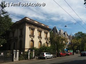 [P14] Vila Balanescu » foto by vulpe mihaela
 - 
<span class="allrVoted glyphicon glyphicon-heart hidden" id="av1013596"></span>
<a class="m-l-10 hidden" id="sv1013596" onclick="voting_Foto_DelVot(,1013596,3511)" role="button">șterge vot <span class="glyphicon glyphicon-remove"></span></a>
<a id="v91013596" class=" c-red"  onclick="voting_Foto_SetVot(1013596)" role="button"><span class="glyphicon glyphicon-heart-empty"></span> <b>LIKE</b> = Votează poza</a> <img class="hidden"  id="f1013596W9" src="/imagini/loader.gif" border="0" /><span class="AjErrMes hidden" id="e1013596ErM"></span>