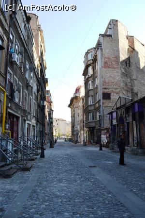 [P34] Centru vechi-pasaj pietonal » foto by AZE
 - 
<span class="allrVoted glyphicon glyphicon-heart hidden" id="av960444"></span>
<a class="m-l-10 hidden" id="sv960444" onclick="voting_Foto_DelVot(,960444,3511)" role="button">șterge vot <span class="glyphicon glyphicon-remove"></span></a>
<a id="v9960444" class=" c-red"  onclick="voting_Foto_SetVot(960444)" role="button"><span class="glyphicon glyphicon-heart-empty"></span> <b>LIKE</b> = Votează poza</a> <img class="hidden"  id="f960444W9" src="/imagini/loader.gif" border="0" /><span class="AjErrMes hidden" id="e960444ErM"></span>