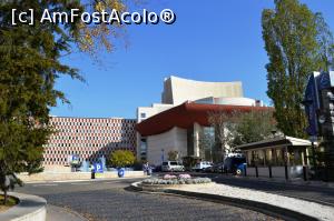 [P44] Teatrul Național București » foto by AZE <span class="label label-default labelC_thin small">NEVOTABILĂ</span>