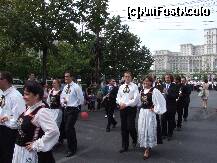 [P11] grupuri ale minoritatilor nationale, pe B-dul Unirii » foto by recul*
 - 
<span class="allrVoted glyphicon glyphicon-heart hidden" id="av135979"></span>
<a class="m-l-10 hidden" id="sv135979" onclick="voting_Foto_DelVot(,135979,3511)" role="button">șterge vot <span class="glyphicon glyphicon-remove"></span></a>
<a id="v9135979" class=" c-red"  onclick="voting_Foto_SetVot(135979)" role="button"><span class="glyphicon glyphicon-heart-empty"></span> <b>LIKE</b> = Votează poza</a> <img class="hidden"  id="f135979W9" src="/imagini/loader.gif" border="0" /><span class="AjErrMes hidden" id="e135979ErM"></span>