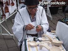 [P29] un mester popular, ne arata cum se fac lingurile de lemn » foto by recul*
 - 
<span class="allrVoted glyphicon glyphicon-heart hidden" id="av135997"></span>
<a class="m-l-10 hidden" id="sv135997" onclick="voting_Foto_DelVot(,135997,3511)" role="button">șterge vot <span class="glyphicon glyphicon-remove"></span></a>
<a id="v9135997" class=" c-red"  onclick="voting_Foto_SetVot(135997)" role="button"><span class="glyphicon glyphicon-heart-empty"></span> <b>LIKE</b> = Votează poza</a> <img class="hidden"  id="f135997W9" src="/imagini/loader.gif" border="0" /><span class="AjErrMes hidden" id="e135997ErM"></span>