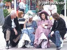 [P36] domnii fac curte domnisoarelor! trebuie sa recunoastem ca au gusturi! » foto by recul*
 - 
<span class="allrVoted glyphicon glyphicon-heart hidden" id="av136004"></span>
<a class="m-l-10 hidden" id="sv136004" onclick="voting_Foto_DelVot(,136004,3511)" role="button">șterge vot <span class="glyphicon glyphicon-remove"></span></a>
<a id="v9136004" class=" c-red"  onclick="voting_Foto_SetVot(136004)" role="button"><span class="glyphicon glyphicon-heart-empty"></span> <b>LIKE</b> = Votează poza</a> <img class="hidden"  id="f136004W9" src="/imagini/loader.gif" border="0" /><span class="AjErrMes hidden" id="e136004ErM"></span>