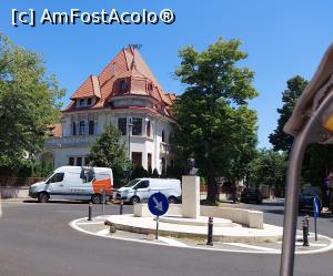 [P27] 27. &Icirc;n Piața Elie Wiesel de pe strada Sofia .... » foto by msnd
 - 
<span class="allrVoted glyphicon glyphicon-heart hidden" id="av1325485"></span>
<a class="m-l-10 hidden" id="sv1325485" onclick="voting_Foto_DelVot(,1325485,3511)" role="button">șterge vot <span class="glyphicon glyphicon-remove"></span></a>
<a id="v91325485" class=" c-red"  onclick="voting_Foto_SetVot(1325485)" role="button"><span class="glyphicon glyphicon-heart-empty"></span> <b>LIKE</b> = Votează poza</a> <img class="hidden"  id="f1325485W9" src="/imagini/loader.gif" border="0" /><span class="AjErrMes hidden" id="e1325485ErM"></span>