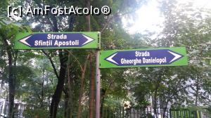 [P11] Cu bastonul prin Bucuresti - repere geografice » foto by mishu
 - 
<span class="allrVoted glyphicon glyphicon-heart hidden" id="av789015"></span>
<a class="m-l-10 hidden" id="sv789015" onclick="voting_Foto_DelVot(,789015,3511)" role="button">șterge vot <span class="glyphicon glyphicon-remove"></span></a>
<a id="v9789015" class=" c-red"  onclick="voting_Foto_SetVot(789015)" role="button"><span class="glyphicon glyphicon-heart-empty"></span> <b>LIKE</b> = Votează poza</a> <img class="hidden"  id="f789015W9" src="/imagini/loader.gif" border="0" /><span class="AjErrMes hidden" id="e789015ErM"></span>