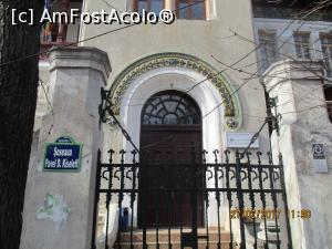 [P04] Gardul de fier original si intrarea in scoala » foto by elviramvio
 - 
<span class="allrVoted glyphicon glyphicon-heart hidden" id="av837949"></span>
<a class="m-l-10 hidden" id="sv837949" onclick="voting_Foto_DelVot(,837949,3511)" role="button">șterge vot <span class="glyphicon glyphicon-remove"></span></a>
<a id="v9837949" class=" c-red"  onclick="voting_Foto_SetVot(837949)" role="button"><span class="glyphicon glyphicon-heart-empty"></span> <b>LIKE</b> = Votează poza</a> <img class="hidden"  id="f837949W9" src="/imagini/loader.gif" border="0" /><span class="AjErrMes hidden" id="e837949ErM"></span>