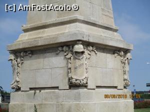 [P11] Decoraţii monument vechi de aproape 80 ani,  » foto by elviramvio
 - 
<span class="allrVoted glyphicon glyphicon-heart hidden" id="av996511"></span>
<a class="m-l-10 hidden" id="sv996511" onclick="voting_Foto_DelVot(,996511,3511)" role="button">șterge vot <span class="glyphicon glyphicon-remove"></span></a>
<a id="v9996511" class=" c-red"  onclick="voting_Foto_SetVot(996511)" role="button"><span class="glyphicon glyphicon-heart-empty"></span> <b>LIKE</b> = Votează poza</a> <img class="hidden"  id="f996511W9" src="/imagini/loader.gif" border="0" /><span class="AjErrMes hidden" id="e996511ErM"></span>