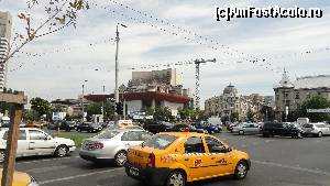 [P25] Vedere dintr-un unghi vizual putin rotit; langa Hotelul Intercontinental se afla Teatrul National » foto by zuftim
 - 
<span class="allrVoted glyphicon glyphicon-heart hidden" id="av546098"></span>
<a class="m-l-10 hidden" id="sv546098" onclick="voting_Foto_DelVot(,546098,3511)" role="button">șterge vot <span class="glyphicon glyphicon-remove"></span></a>
<a id="v9546098" class=" c-red"  onclick="voting_Foto_SetVot(546098)" role="button"><span class="glyphicon glyphicon-heart-empty"></span> <b>LIKE</b> = Votează poza</a> <img class="hidden"  id="f546098W9" src="/imagini/loader.gif" border="0" /><span class="AjErrMes hidden" id="e546098ErM"></span>