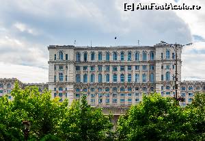 [P04] Palatul Parlamentului » foto by CosminZichil
 - 
<span class="allrVoted glyphicon glyphicon-heart hidden" id="av635186"></span>
<a class="m-l-10 hidden" id="sv635186" onclick="voting_Foto_DelVot(,635186,3511)" role="button">șterge vot <span class="glyphicon glyphicon-remove"></span></a>
<a id="v9635186" class=" c-red"  onclick="voting_Foto_SetVot(635186)" role="button"><span class="glyphicon glyphicon-heart-empty"></span> <b>LIKE</b> = Votează poza</a> <img class="hidden"  id="f635186W9" src="/imagini/loader.gif" border="0" /><span class="AjErrMes hidden" id="e635186ErM"></span>