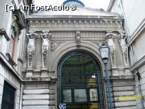 [P30] Si am lasat, pe partea stanga, intrarea monumentala in Pasajul Macca-Villacrosse... continuand drumul pe Carada...  » foto by cristina47*
 - 
<span class="allrVoted glyphicon glyphicon-heart hidden" id="av725133"></span>
<a class="m-l-10 hidden" id="sv725133" onclick="voting_Foto_DelVot(,725133,3511)" role="button">șterge vot <span class="glyphicon glyphicon-remove"></span></a>
<a id="v9725133" class=" c-red"  onclick="voting_Foto_SetVot(725133)" role="button"><span class="glyphicon glyphicon-heart-empty"></span> <b>LIKE</b> = Votează poza</a> <img class="hidden"  id="f725133W9" src="/imagini/loader.gif" border="0" /><span class="AjErrMes hidden" id="e725133ErM"></span>