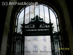 [P09] Ce sa fac? Am plecat spasita. Vedere din caladire, spre iesire » foto by cristina47*
 - 
<span class="allrVoted glyphicon glyphicon-heart hidden" id="av743038"></span>
<a class="m-l-10 hidden" id="sv743038" onclick="voting_Foto_DelVot(,743038,3511)" role="button">șterge vot <span class="glyphicon glyphicon-remove"></span></a>
<a id="v9743038" class=" c-red"  onclick="voting_Foto_SetVot(743038)" role="button"><span class="glyphicon glyphicon-heart-empty"></span> <b>LIKE</b> = Votează poza</a> <img class="hidden"  id="f743038W9" src="/imagini/loader.gif" border="0" /><span class="AjErrMes hidden" id="e743038ErM"></span>