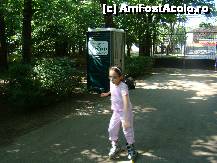 [P20] Dintr-un capat al Herastraului in celalalt, pe role la intrarea dinspre Insula.Parcul Herastrau sau Orasul Parc dixit specialistii National Geographic USA. » foto by costin1968
 - 
<span class="allrVoted glyphicon glyphicon-heart hidden" id="av177126"></span>
<a class="m-l-10 hidden" id="sv177126" onclick="voting_Foto_DelVot(,177126,3511)" role="button">șterge vot <span class="glyphicon glyphicon-remove"></span></a>
<a id="v9177126" class=" c-red"  onclick="voting_Foto_SetVot(177126)" role="button"><span class="glyphicon glyphicon-heart-empty"></span> <b>LIKE</b> = Votează poza</a> <img class="hidden"  id="f177126W9" src="/imagini/loader.gif" border="0" /><span class="AjErrMes hidden" id="e177126ErM"></span>