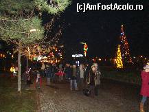 [P29] Cu mic cu mare, de la 1 an la 100 , cetatenii pot fi civilizati, am vazut politete chiar si la tinerii nebunatici, la coada la vin fiert... » foto by costin1968
 - 
<span class="allrVoted glyphicon glyphicon-heart hidden" id="av177201"></span>
<a class="m-l-10 hidden" id="sv177201" onclick="voting_Foto_DelVot(,177201,3511)" role="button">șterge vot <span class="glyphicon glyphicon-remove"></span></a>
<a id="v9177201" class=" c-red"  onclick="voting_Foto_SetVot(177201)" role="button"><span class="glyphicon glyphicon-heart-empty"></span> <b>LIKE</b> = Votează poza</a> <img class="hidden"  id="f177201W9" src="/imagini/loader.gif" border="0" /><span class="AjErrMes hidden" id="e177201ErM"></span>