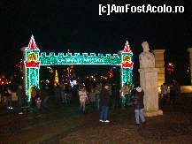 [P30] Intrare in Parc cu Statuia Domnitorului moldovean dar domnitor in ...Bucuresti. » foto by costin1968
 - 
<span class="allrVoted glyphicon glyphicon-heart hidden" id="av177202"></span>
<a class="m-l-10 hidden" id="sv177202" onclick="voting_Foto_DelVot(,177202,3511)" role="button">șterge vot <span class="glyphicon glyphicon-remove"></span></a>
<a id="v9177202" class=" c-red"  onclick="voting_Foto_SetVot(177202)" role="button"><span class="glyphicon glyphicon-heart-empty"></span> <b>LIKE</b> = Votează poza</a> <img class="hidden"  id="f177202W9" src="/imagini/loader.gif" border="0" /><span class="AjErrMes hidden" id="e177202ErM"></span>