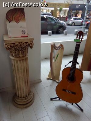 [P05] Magazinul Muzica - Calea Victoriei, numărul 41 – 43, București,  » foto by danaeldreny*
 - 
<span class="allrVoted glyphicon glyphicon-heart hidden" id="av858266"></span>
<a class="m-l-10 hidden" id="sv858266" onclick="voting_Foto_DelVot(,858266,3511)" role="button">șterge vot <span class="glyphicon glyphicon-remove"></span></a>
<a id="v9858266" class=" c-red"  onclick="voting_Foto_SetVot(858266)" role="button"><span class="glyphicon glyphicon-heart-empty"></span> <b>LIKE</b> = Votează poza</a> <img class="hidden"  id="f858266W9" src="/imagini/loader.gif" border="0" /><span class="AjErrMes hidden" id="e858266ErM"></span>