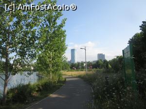 [P13] Alee asfaltată pe marginea lacului » foto by Michi
 - 
<span class="allrVoted glyphicon glyphicon-heart hidden" id="av1242717"></span>
<a class="m-l-10 hidden" id="sv1242717" onclick="voting_Foto_DelVot(,1242717,3511)" role="button">șterge vot <span class="glyphicon glyphicon-remove"></span></a>
<a id="v91242717" class=" c-red"  onclick="voting_Foto_SetVot(1242717)" role="button"><span class="glyphicon glyphicon-heart-empty"></span> <b>LIKE</b> = Votează poza</a> <img class="hidden"  id="f1242717W9" src="/imagini/loader.gif" border="0" /><span class="AjErrMes hidden" id="e1242717ErM"></span>