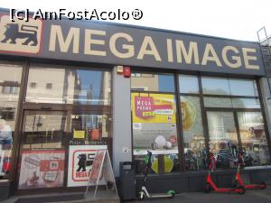 [P35] Supermarket » foto by Michi
 - 
<span class="allrVoted glyphicon glyphicon-heart hidden" id="av1290065"></span>
<a class="m-l-10 hidden" id="sv1290065" onclick="voting_Foto_DelVot(,1290065,3511)" role="button">șterge vot <span class="glyphicon glyphicon-remove"></span></a>
<a id="v91290065" class=" c-red"  onclick="voting_Foto_SetVot(1290065)" role="button"><span class="glyphicon glyphicon-heart-empty"></span> <b>LIKE</b> = Votează poza</a> <img class="hidden"  id="f1290065W9" src="/imagini/loader.gif" border="0" /><span class="AjErrMes hidden" id="e1290065ErM"></span>