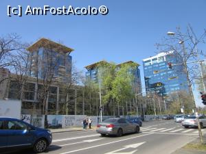 [P14] Faţada halei Ford şi în planul doi One Floreasca City » foto by Michi
 - 
<span class="allrVoted glyphicon glyphicon-heart hidden" id="av1290986"></span>
<a class="m-l-10 hidden" id="sv1290986" onclick="voting_Foto_DelVot(,1290986,3511)" role="button">șterge vot <span class="glyphicon glyphicon-remove"></span></a>
<a id="v91290986" class=" c-red"  onclick="voting_Foto_SetVot(1290986)" role="button"><span class="glyphicon glyphicon-heart-empty"></span> <b>LIKE</b> = Votează poza</a> <img class="hidden"  id="f1290986W9" src="/imagini/loader.gif" border="0" /><span class="AjErrMes hidden" id="e1290986ErM"></span>