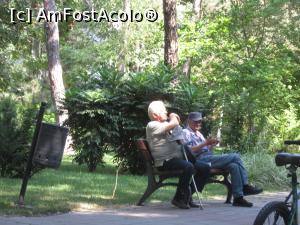 [P07] Discut&acirc;nd despre preţuri şi politică » foto by Michi
 - 
<span class="allrVoted glyphicon glyphicon-heart hidden" id="av1290979"></span>
<a class="m-l-10 hidden" id="sv1290979" onclick="voting_Foto_DelVot(,1290979,3511)" role="button">șterge vot <span class="glyphicon glyphicon-remove"></span></a>
<a id="v91290979" class=" c-red"  onclick="voting_Foto_SetVot(1290979)" role="button"><span class="glyphicon glyphicon-heart-empty"></span> <b>LIKE</b> = Votează poza</a> <img class="hidden"  id="f1290979W9" src="/imagini/loader.gif" border="0" /><span class="AjErrMes hidden" id="e1290979ErM"></span>