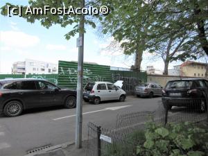 [P04] Gardul &icirc;nalt de 2m cu care e &icirc;mprejmuit terenul viran » foto by Michi
 - 
<span class="allrVoted glyphicon glyphicon-heart hidden" id="av1294076"></span>
<a class="m-l-10 hidden" id="sv1294076" onclick="voting_Foto_DelVot(,1294076,3511)" role="button">șterge vot <span class="glyphicon glyphicon-remove"></span></a>
<a id="v91294076" class=" c-red"  onclick="voting_Foto_SetVot(1294076)" role="button"><span class="glyphicon glyphicon-heart-empty"></span> <b>LIKE</b> = Votează poza</a> <img class="hidden"  id="f1294076W9" src="/imagini/loader.gif" border="0" /><span class="AjErrMes hidden" id="e1294076ErM"></span>