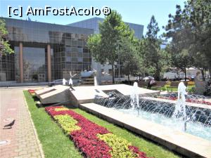 [P38] Fântâni arteziene în Parcul Obor » foto by Michi
 - 
<span class="allrVoted glyphicon glyphicon-heart hidden" id="av1307122"></span>
<a class="m-l-10 hidden" id="sv1307122" onclick="voting_Foto_DelVot(,1307122,3511)" role="button">șterge vot <span class="glyphicon glyphicon-remove"></span></a>
<a id="v91307122" class=" c-red"  onclick="voting_Foto_SetVot(1307122)" role="button"><span class="glyphicon glyphicon-heart-empty"></span> <b>LIKE</b> = Votează poza</a> <img class="hidden"  id="f1307122W9" src="/imagini/loader.gif" border="0" /><span class="AjErrMes hidden" id="e1307122ErM"></span>