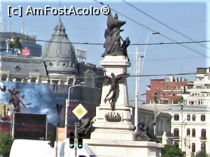 [P04] Statuia lui I.C. Brătianu &icirc;n rondul din centrul Pieţii Universităţii » foto by Michi
 - 
<span class="allrVoted glyphicon glyphicon-heart hidden" id="av1310269"></span>
<a class="m-l-10 hidden" id="sv1310269" onclick="voting_Foto_DelVot(,1310269,3511)" role="button">șterge vot <span class="glyphicon glyphicon-remove"></span></a>
<a id="v91310269" class=" c-red"  onclick="voting_Foto_SetVot(1310269)" role="button"><span class="glyphicon glyphicon-heart-empty"></span> <b>LIKE</b> = Votează poza</a> <img class="hidden"  id="f1310269W9" src="/imagini/loader.gif" border="0" /><span class="AjErrMes hidden" id="e1310269ErM"></span>