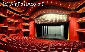 [P32] Sala Mare redenumită Ion Caramitru ( erau repetiţii nu s-a vizitat) » foto by Michi <span class="label label-default labelC_thin small">NEVOTABILĂ</span>