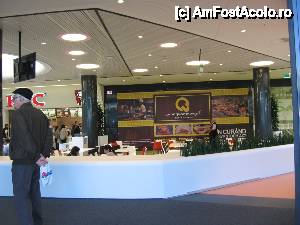 [P26] Fast food la etajul doi » foto by Michi
 - 
<span class="allrVoted glyphicon glyphicon-heart hidden" id="av478555"></span>
<a class="m-l-10 hidden" id="sv478555" onclick="voting_Foto_DelVot(,478555,3511)" role="button">șterge vot <span class="glyphicon glyphicon-remove"></span></a>
<a id="v9478555" class=" c-red"  onclick="voting_Foto_SetVot(478555)" role="button"><span class="glyphicon glyphicon-heart-empty"></span> <b>LIKE</b> = Votează poza</a> <img class="hidden"  id="f478555W9" src="/imagini/loader.gif" border="0" /><span class="AjErrMes hidden" id="e478555ErM"></span>